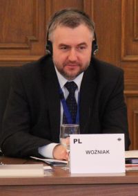 Czytaj więcej... Czytaj więcej...