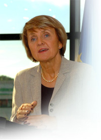 commissioner2.jpg commissioner2.jpg